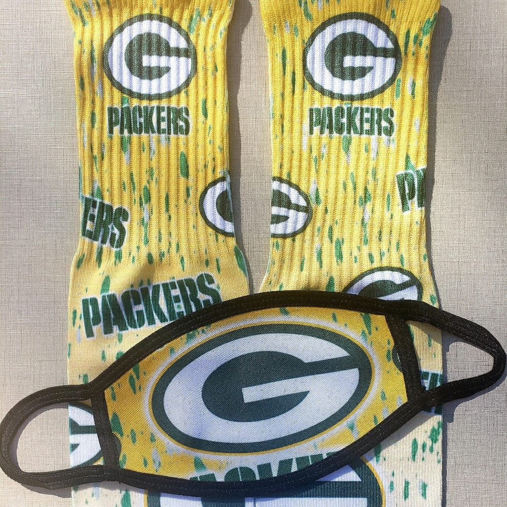Custom PACKERS Fan Pack Mask & Socks